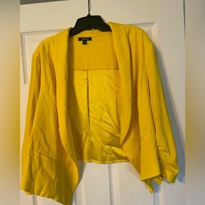 Torrid cropped blazer size 3